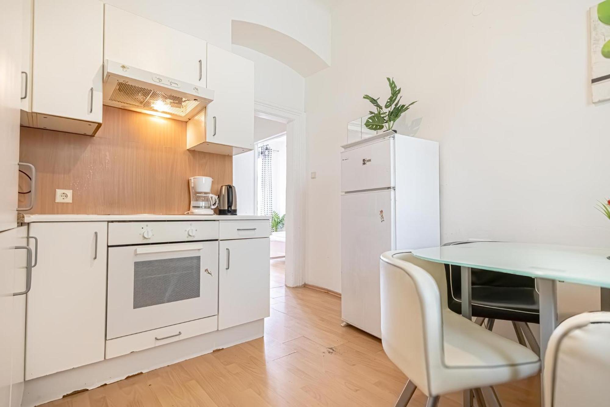 Sweet 3Br Shared Apt Near Wiener Stadthalle & Central 外观 照片